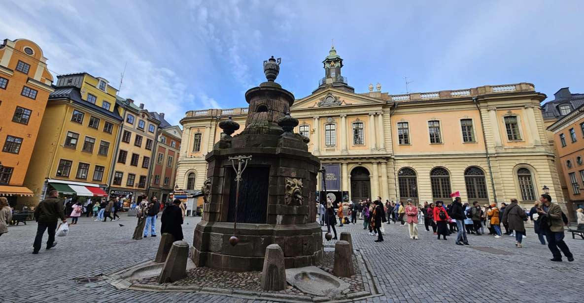 Stockholm: Gamla Stan Secrets and Old Town Walking Tour - Experience Highlights