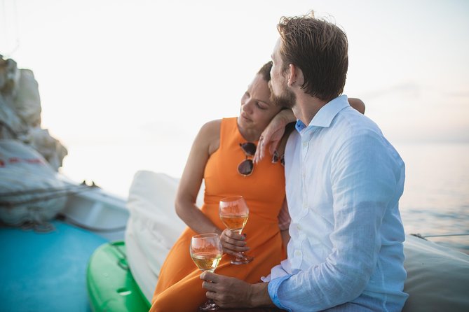 Sunset & Champagne Cruise on a Classic Schooner With Boat Dogs - Meeting Point Details