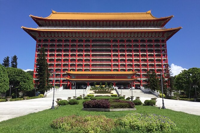 Taipei City Tour With National Palace Museum Ticket - Key Attractions