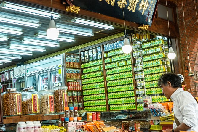 Taipei Street Food & Night Market Tour With a Local: Private & Custom - Culinary Delights to Sample