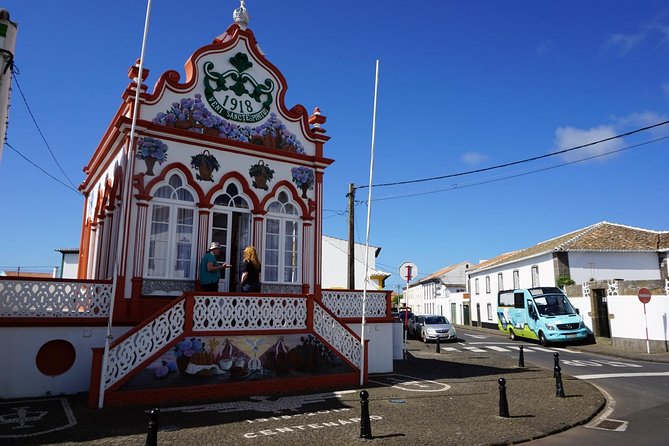 Terceira Island: the Best of Terceira Tour With Lunch - Included in the Tour