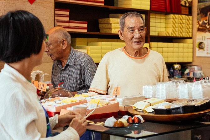 The Award-Winning PRIVATE Food Tour of Taipei: The 10 Tastings - Exploring Zhongzheng District