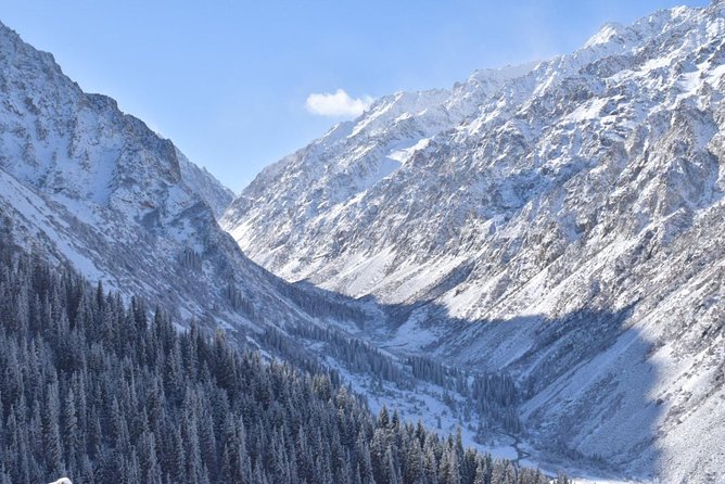 The Dazzling Winter Hike at the Ala Archa National Park - Tour Inclusions and Amenities
