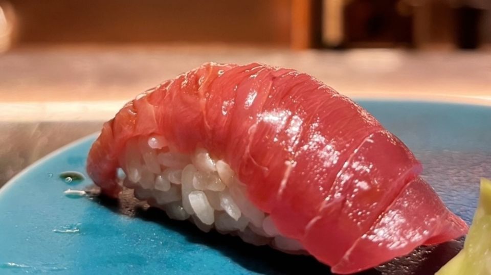 Tokyo: Sushi Special Course - Fusion of Tradition and Modernity