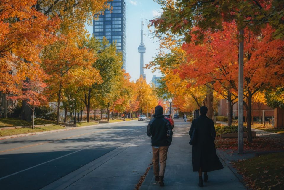 Toronto: City Highlights Walking Tour - Exploring the Underground PATH