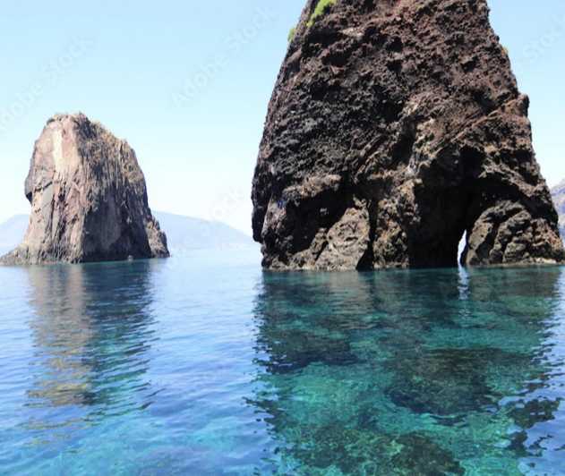 TOUR: VULCANO-LIPARI-SALINA (MAX 12 P.) - Booking Information