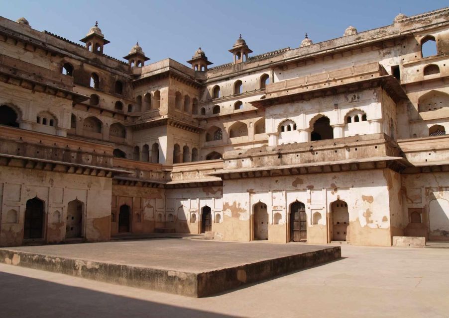 Touristic Highlights of Orchha & Jhansi(Guided Fullday Tour) - Orchha Fort Complex