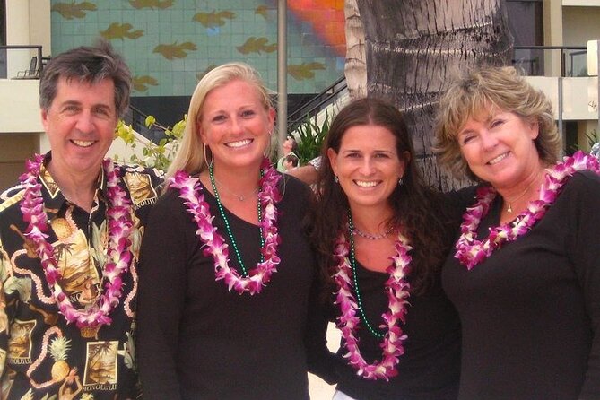 Traditional Airport Lei Greeting on Honolulu Oahu - Meeting and Greeting Details