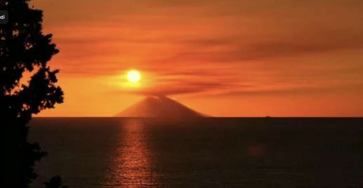 Tropea: Sunset Costa Degli Dei Boat Tour With Swimming - Highlights of the Experience