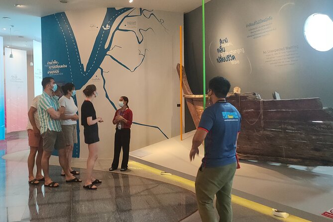 Tsunami Museum + Temple + Old Town + Street Food Market - Visit to the Tsunami Museum