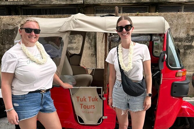 Tuk Tuk Private City Tour in Colombo - All-inclusive - Pickup and Drop-off