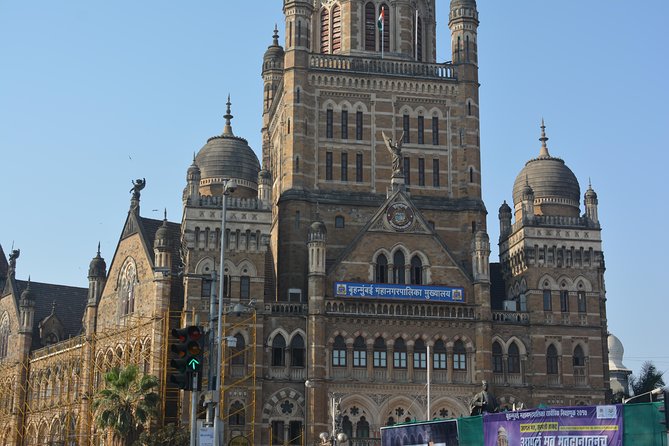 Two Days Mumbai Tour Package : City + Slum + Elephanta + Market - Highlights of Day 1