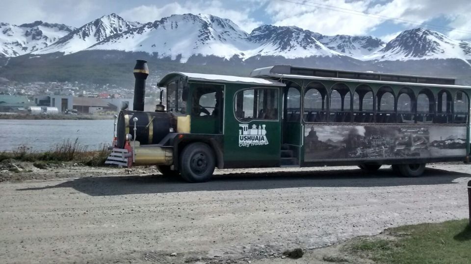 Ushuaia: Panoramic City Train Tour - Itinerary and Duration