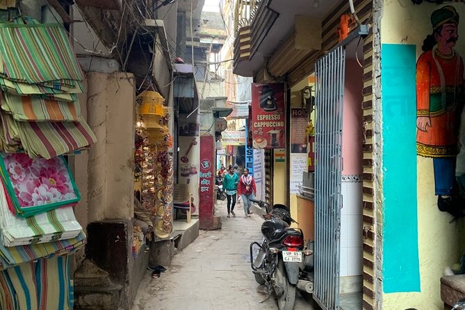 Varanasi Unveiled: An Introductory Walk - The Ganges River Experience