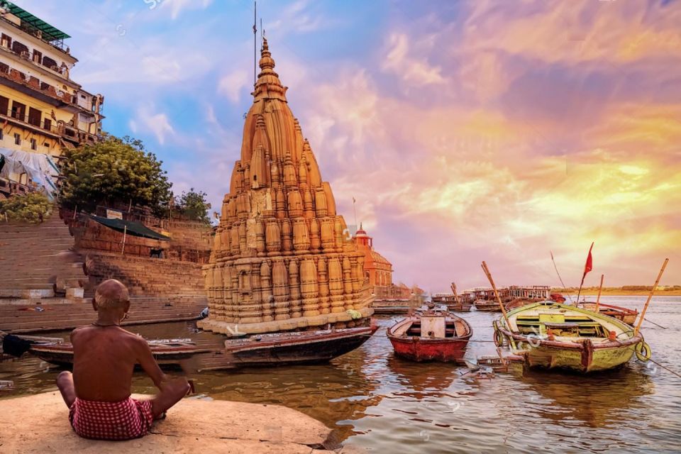 Varanasi: Varanasi Ghat & Temple Walking Tour - Itinerary Highlights