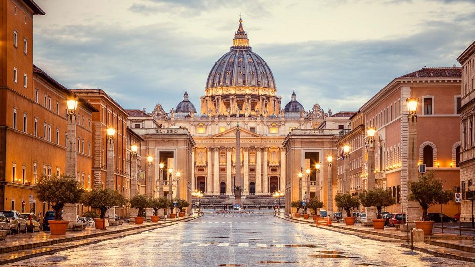 Vatican Museum and Saint Peters Basilica Guided Tour - Vatican Museums Highlights