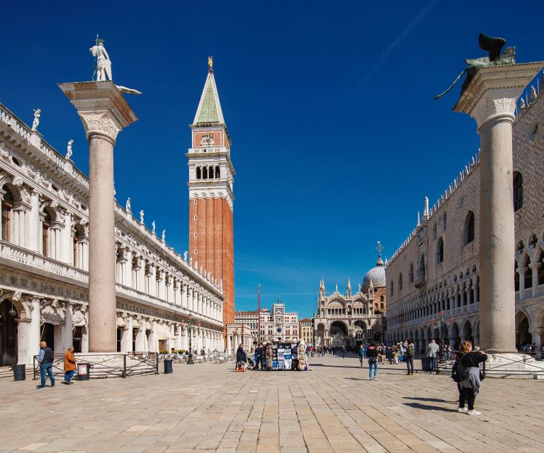 Venice and Murano: Panoramic Boat Tour With Audio Guide - Experience Highlights