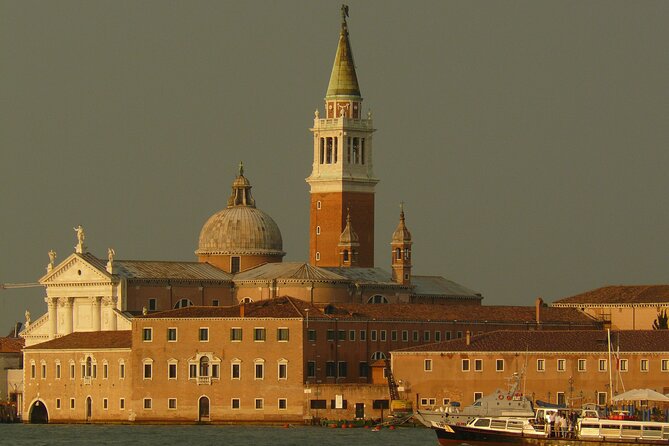 Venice Photography Walking Tour With Private Guide - Photography Tips and Techniques