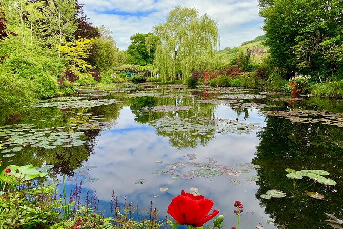 Versailles Palace & Giverny Private Guided Tour With Lunch - Priority Access - Inclusions and Amenities