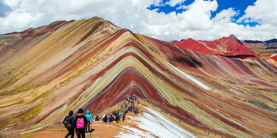 Vinicunca Rainbow Mountain Full Day Trek - Detailed Itinerary