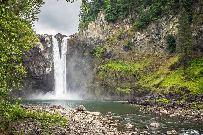 Visit Snoqualmie Falls and Hike to Twin Falls - The Trail to Twin Falls