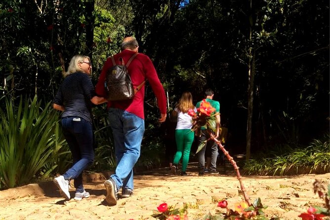 Walking Tour Alleys of Tiradentes - Meeting and Pickup Details