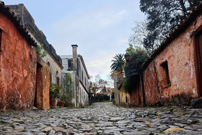 Walking Tour Around Colonia Del Sacramento Old Town - Highlights of the Tour