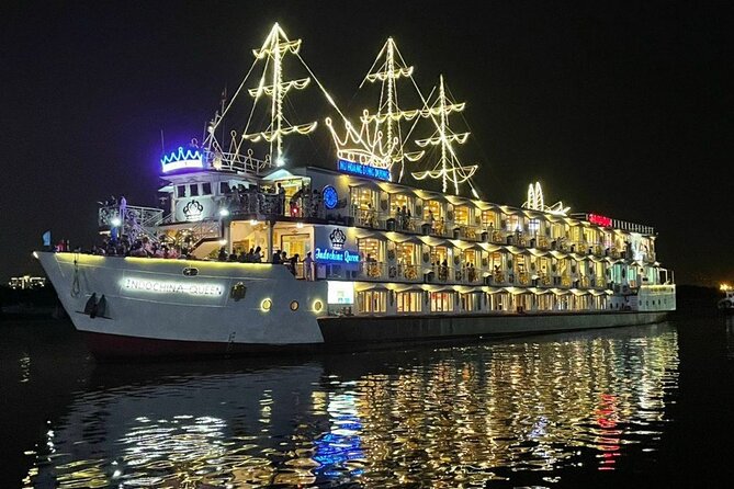 Water Puppet Show/ Foot Massage - Dinner Cruise Saigon Night Private Tour - Dining Experience