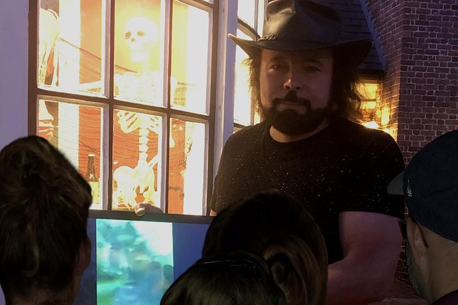 Williamsburg East Ghost Tour - Unique Experience and Learning