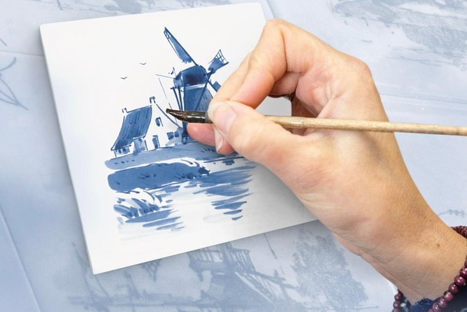 Workshop Paint Your Own Delft Blue Tile! - Meeting Point