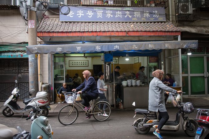 Xian Evening Food Tour by TukTuk - Tour Details