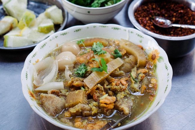 Yangon Morning Food Tour With Train Ride - Experience Highlights