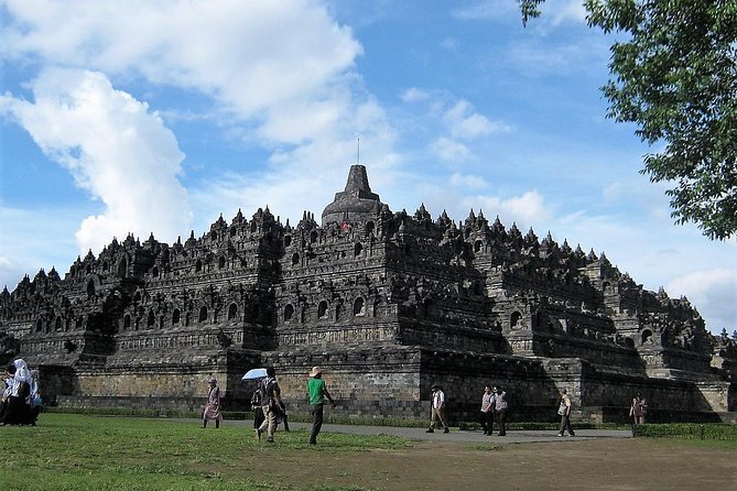 Yogyakarta Cultural Tour: Borobudur Temple, Prambanan Temple and Merapi Volcano - Borobudur Temple