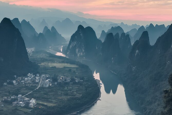 1-Day Guilin Tour to Reed Flute Cave, Xianggong Hill, Bamboo Boat and Night Show - Private Car and Tour Guide
