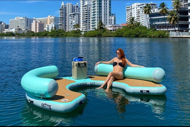 2-Hour Floating Hangout in Condado With Prosseco and Charcuterie - Ideal Group Size
