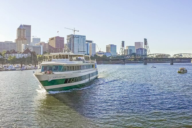 2-hour Lunch Cruise on Willamette River - Accessibility Features