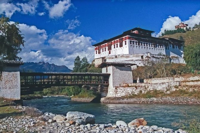2 Nights Paro and Thimphu Tour, Bhutan - Included Meals and Dining Experience