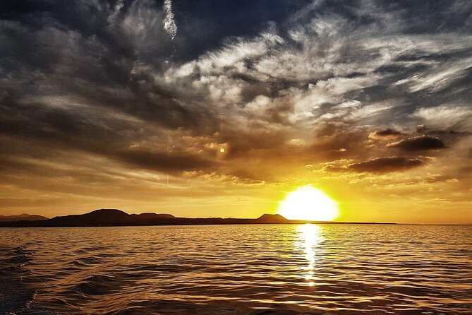 2hrs Dolphins Sunset Sailing Cruise With Drink - Important Additional Information