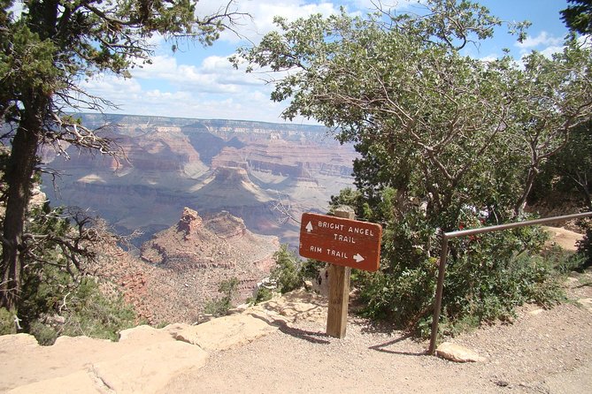 3 Hour Back-Road Safari to Grand Canyon With Entrance Gate By-Pass at 9:30 Am - Highlights of the Walking Tour