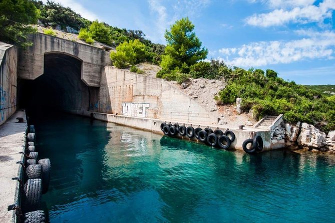 3 Hours Speed Boat Tour to the Blue Cave - Accessibility Information