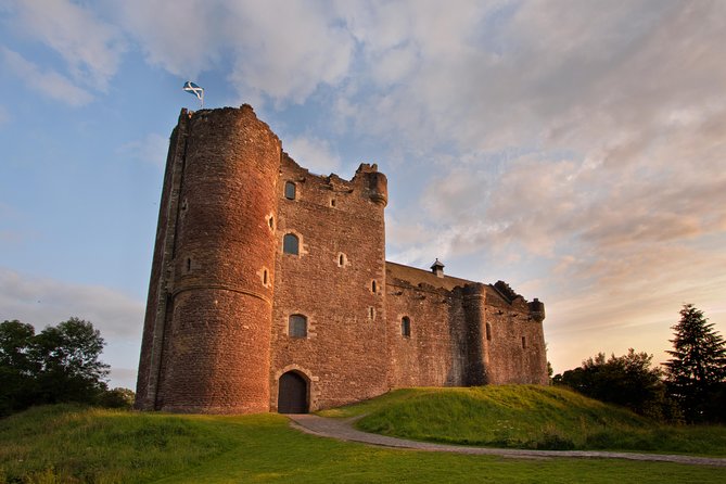 4-Day Outlander Trail Tour From Edinburgh Including Admissions - Tour Magnificent Castles