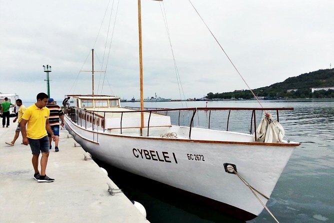 4-Hour Boat Trip With Fishing, Lunch and Unlimited Drinks in Nessebar - Barbecue Lunch and Open Bar