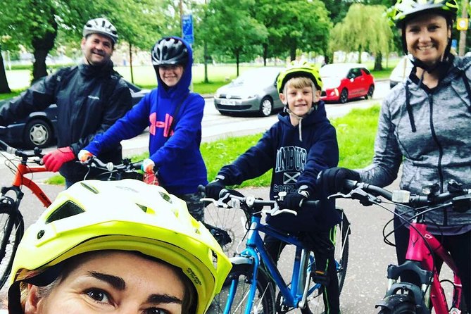A Wee Pedals Award-Winning Circular Cycle Tour of Edinburgh! - Meeting and Pickup