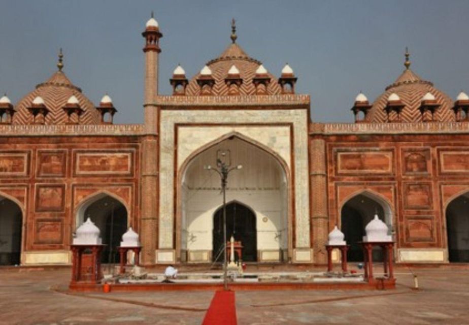 Agra: Heritage Walking Tour of Agra 2 Hours by Auto Rickshaw - Key Stops Details