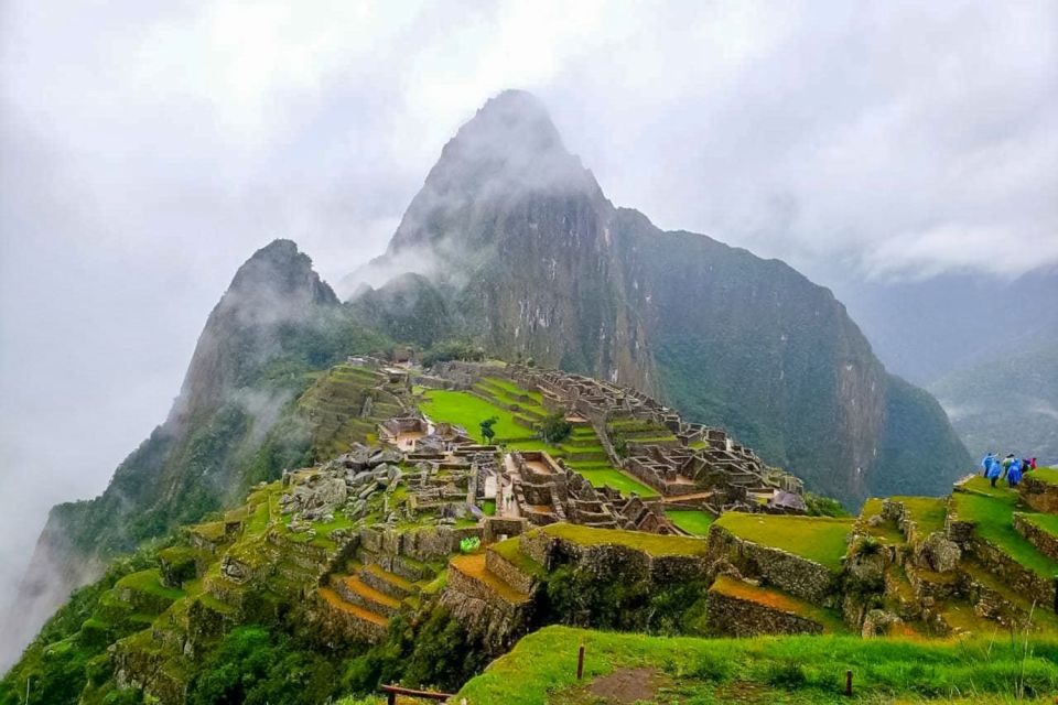 Aguas Calientes: Machu Picchu Official Ticket, Bus, & Guide - Inclusions and Exclusions