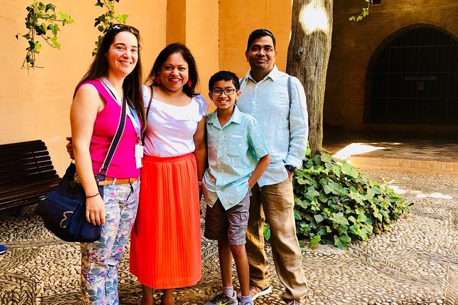 Alhambra Highlights Private Tour With Nazaries Palaces - Tour Duration Options