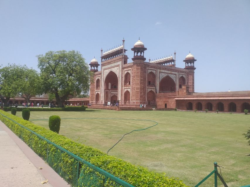 All Inclusive Agra Trip From Delhi by Car With Tour Guide - Inclusions and Exclusions