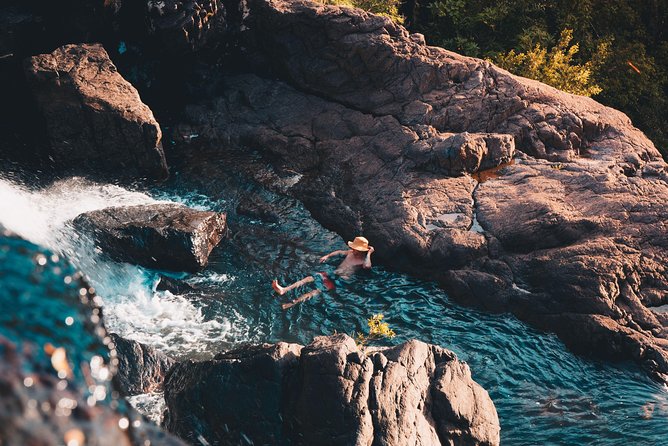 All-Inclusive Waterfall Explorer Day Trip From Airlie Beach - Tips for a Great Day