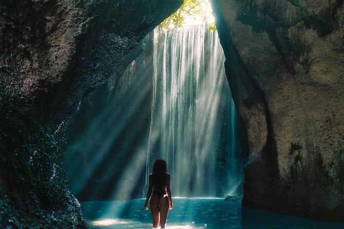 Amazing Private Tour: Lempuyang Temple, Tirta Gangga, Tukad Cepung Waterfall - Traveler Experiences and Feedback