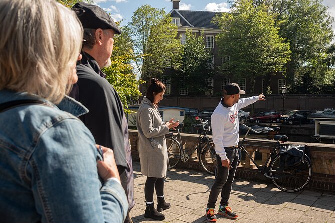 Amsterdam: Anne Frank and World War II Walking Tour - Tour Experience and Accessibility